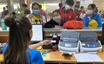 Kabupaten Sorongcara main dadu menangdi Taman Piala Dunia di Sangam-dong untuk kenyamanan orang tua dan anak-anak